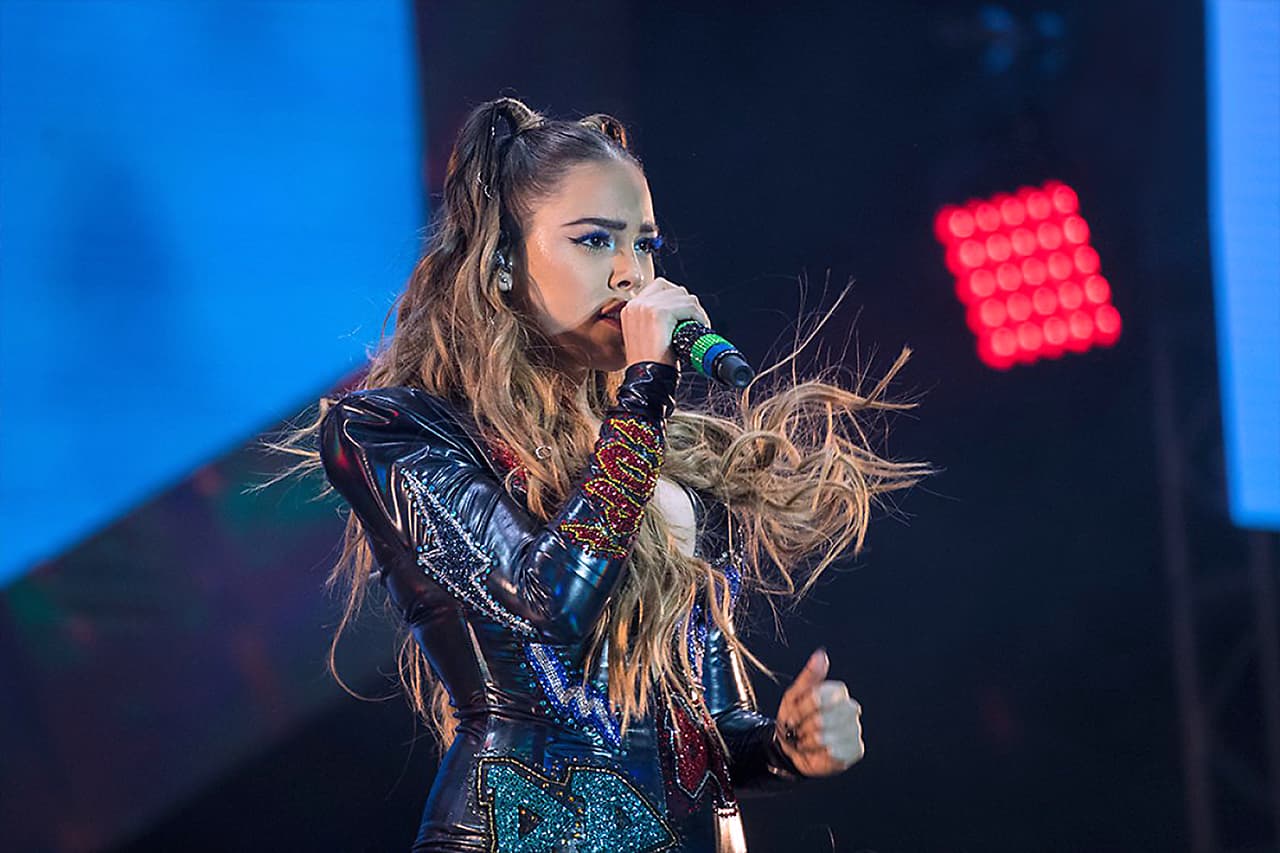 Por primera vez, Yatra y Danna Paola ofrecerán un espectacular dueto musical con el tema ‘No bailes sola’.
<br>