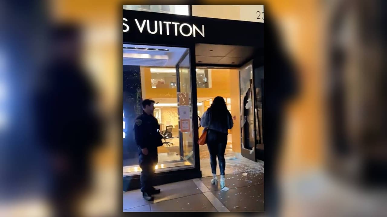 San Francisco limitará acceso de vehículos a Union Square tras robo a tienda de Louis Vuitton