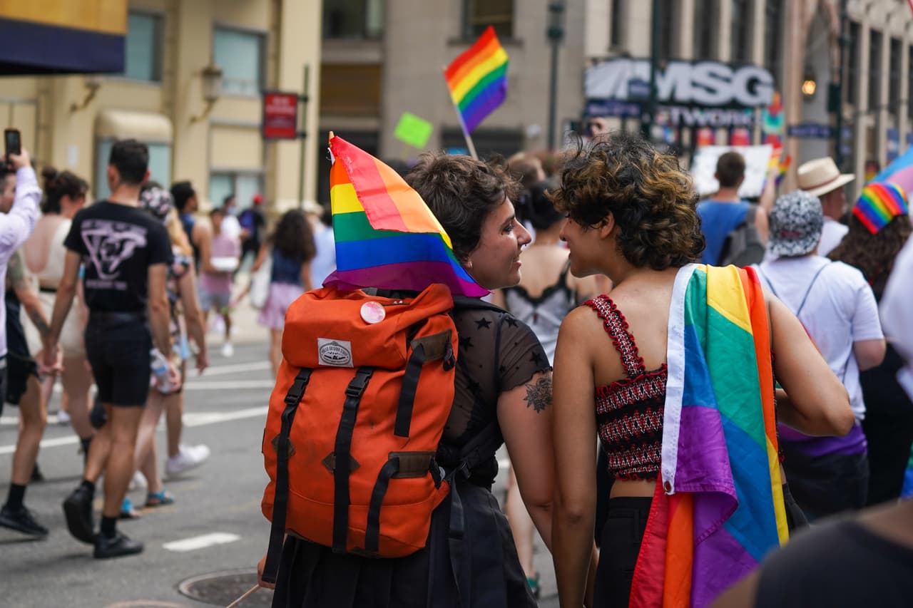 Se ha planeado una fiesta de baile en Herald Square y se han preparado fuegos artificiales, música y comida en el muelle 45 del parque del río Hudson.