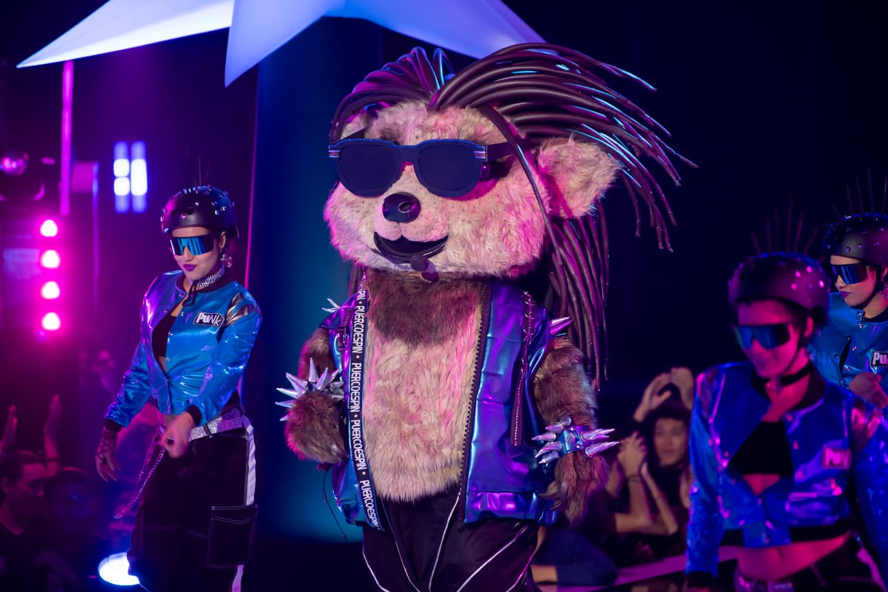 Puerco Espunk dio todo en el escenario y se fue por una canción de despecho, dedicada a su novia Lupita.