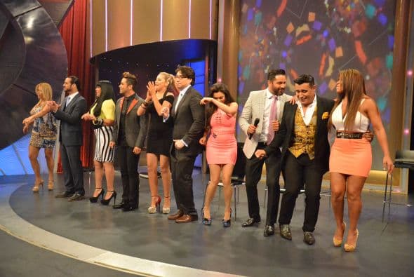 El buen humor y la alegría invadieron todo el estudio.