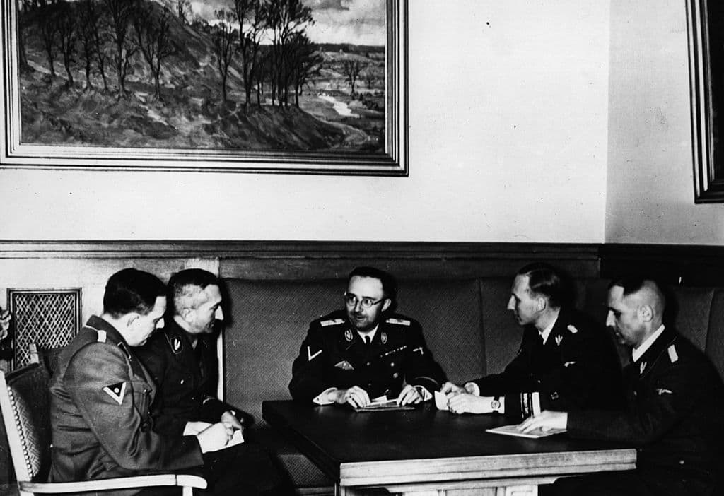 Reunión de miembros de la Gestapo