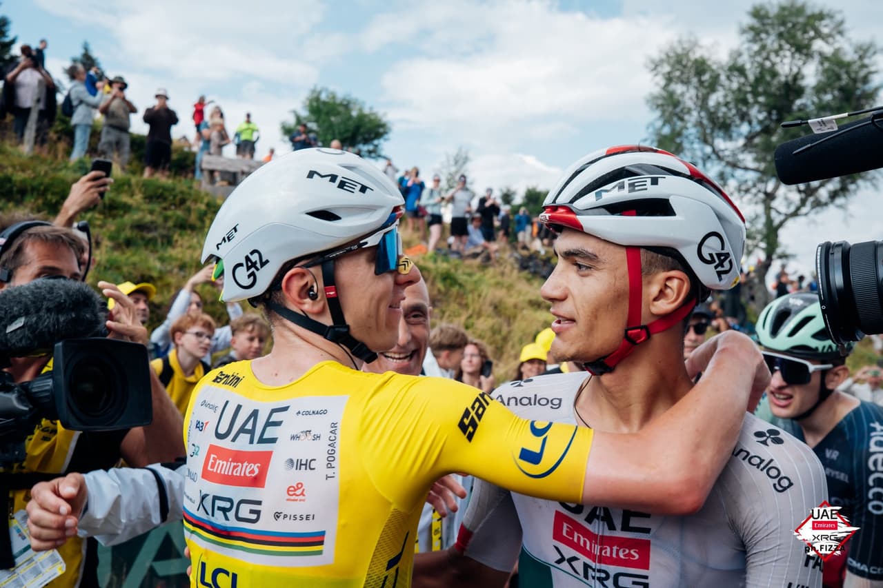 Isaac del Toro continúa en el tercer sitio del Tour de Francia y con el maillot blanco