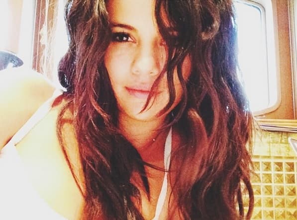 Su mirada cautiva e intimida a los más guapos.