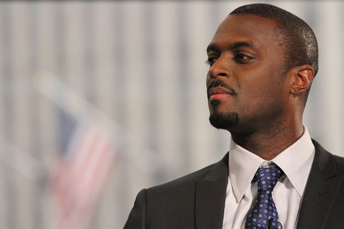 El ex jugador Plaxico Burress en líos por impuestos