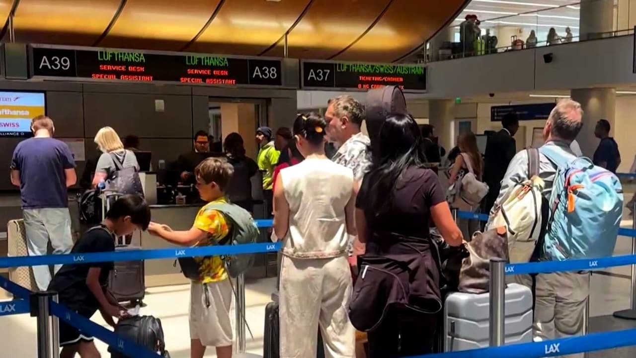 Mundial atrae turistas y advierten: con visa de turista no puedes trabajar ni ganar dinero en EE.UU.