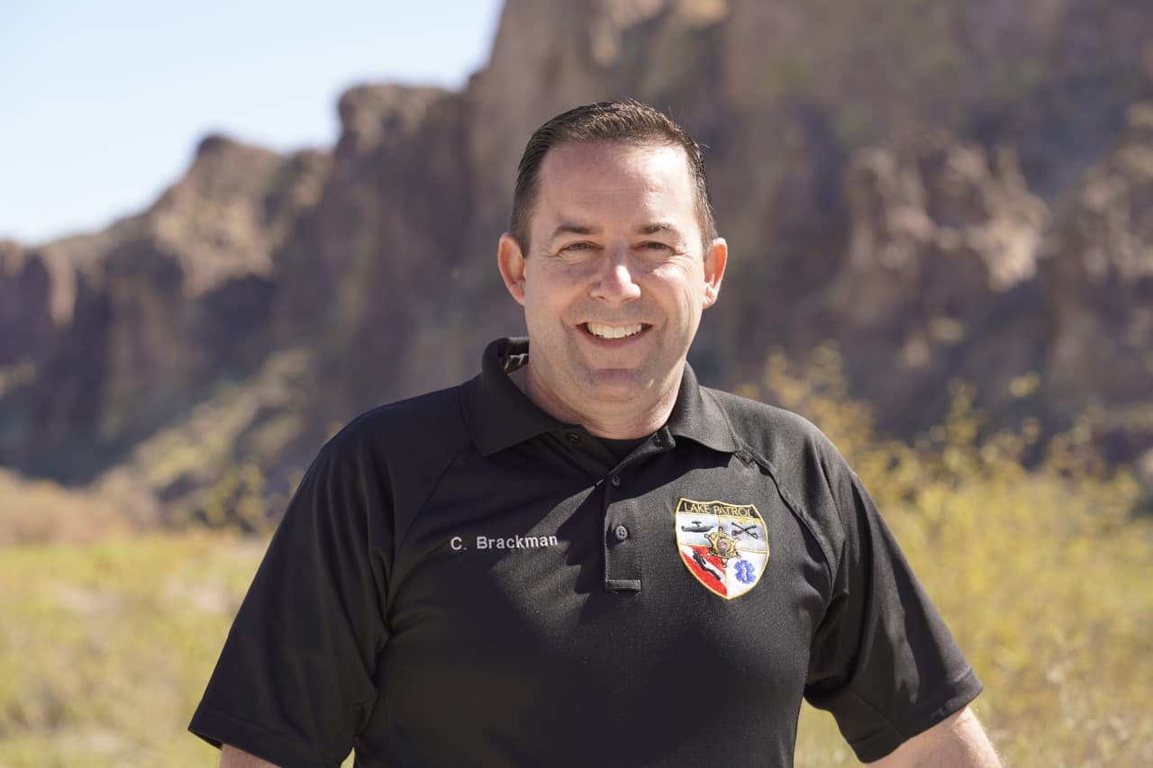 “Callado, divertido, generoso, amable y un gran líder en la corporación”, es como sus compañeros lo recuerdan.