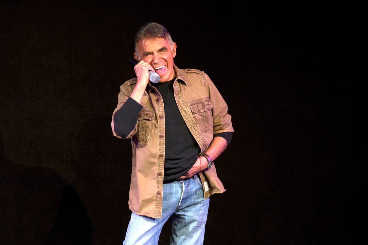 El mundo del espectáculo se viste de luto ante la pérdida de Héctor Suárez, por lo que varios famosos han dado sus condolencias en redes sociales. 
<br>