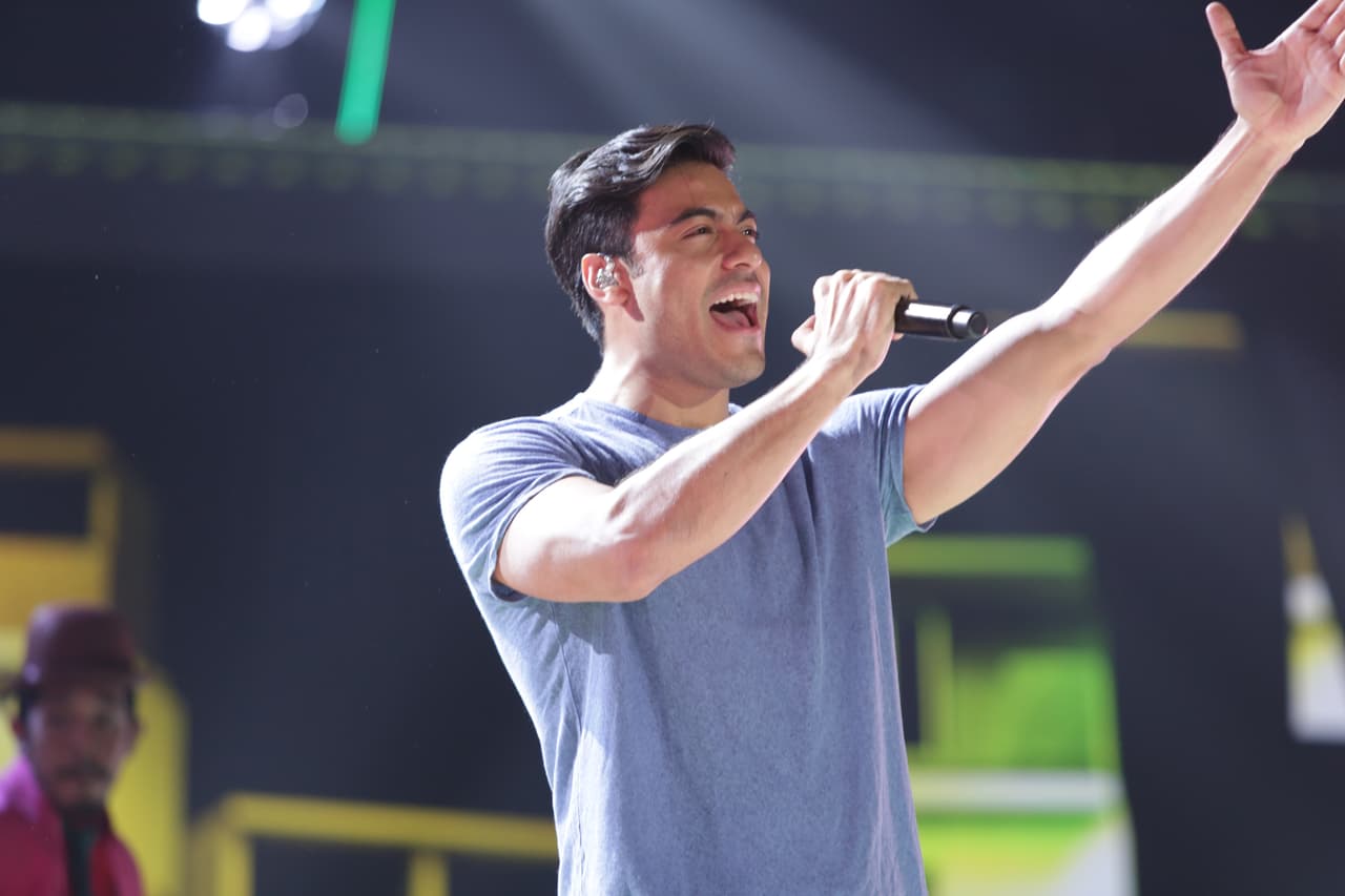 Esta es la primera vez que el cantante realiza una presentación musical en los premios.