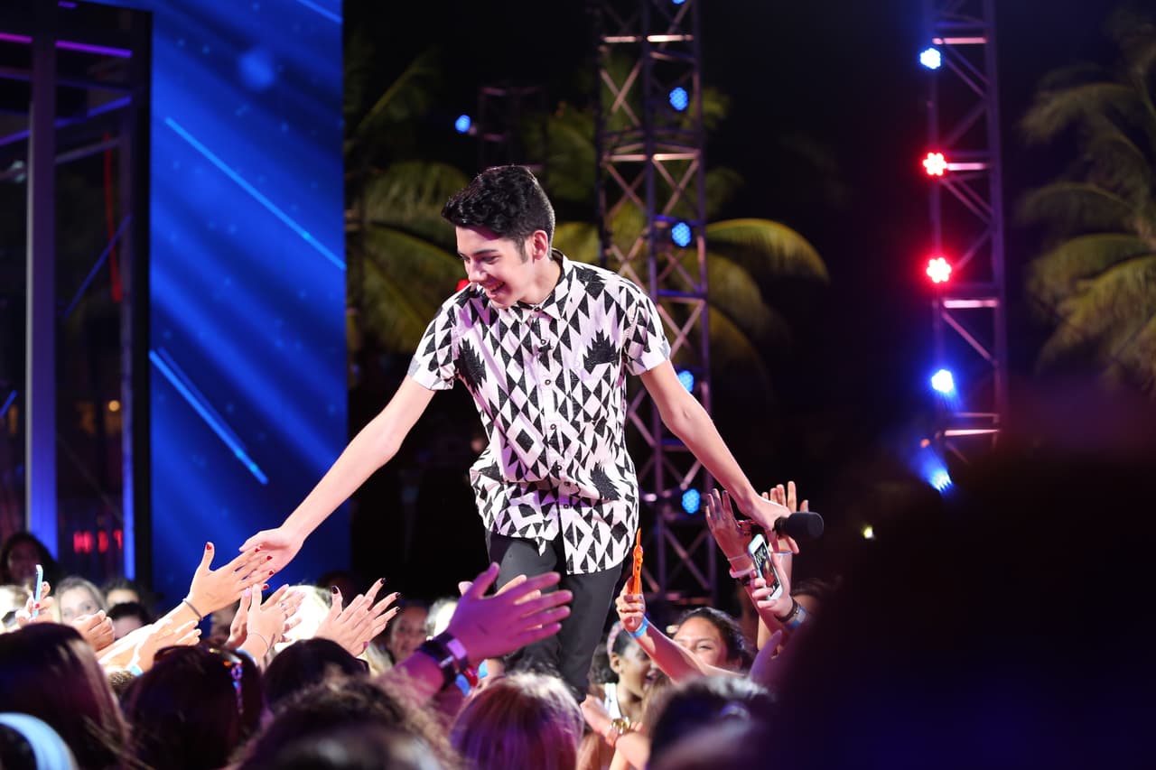 Yoandri encantó a los jueces desde las audiciones and we just wanted to smooch him. Mira su paso por la competencia.