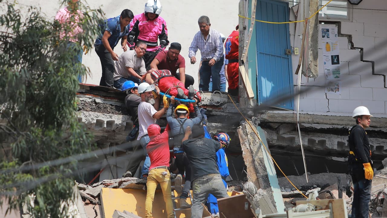 Consternación y miedo entre mexicanos residentes en San Antonio por terremoto en Ciudad de México