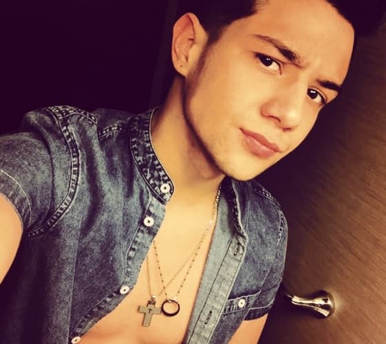 El artista está nominada como Mi Artista Regional Mexicano, Mi Ringtone, Síganme Los Buenos, Voz del Momento, Lo Toco Todo y La Más Pegajosa.