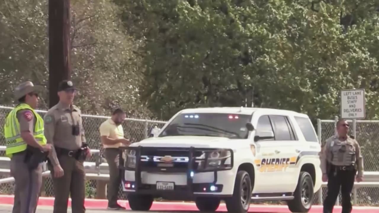 Madre de familia asegura que joven que disparó a maestra en TX estuvo en una fiesta en su casa