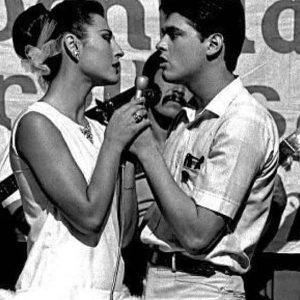 Debutó en las telenovelas en 1972 en 'La María'. Uno de los melodramas más famosos de su carrera es 'Tuyo es mi corazón', el cual protagonizó al lado de Carlos Vives: "#TuyoEsMiCorazón ....su primer beso de Telenovela se lo di yo !!!! @carlosvives 💕💕💕💕💕", escribió la actriz en Instagram.