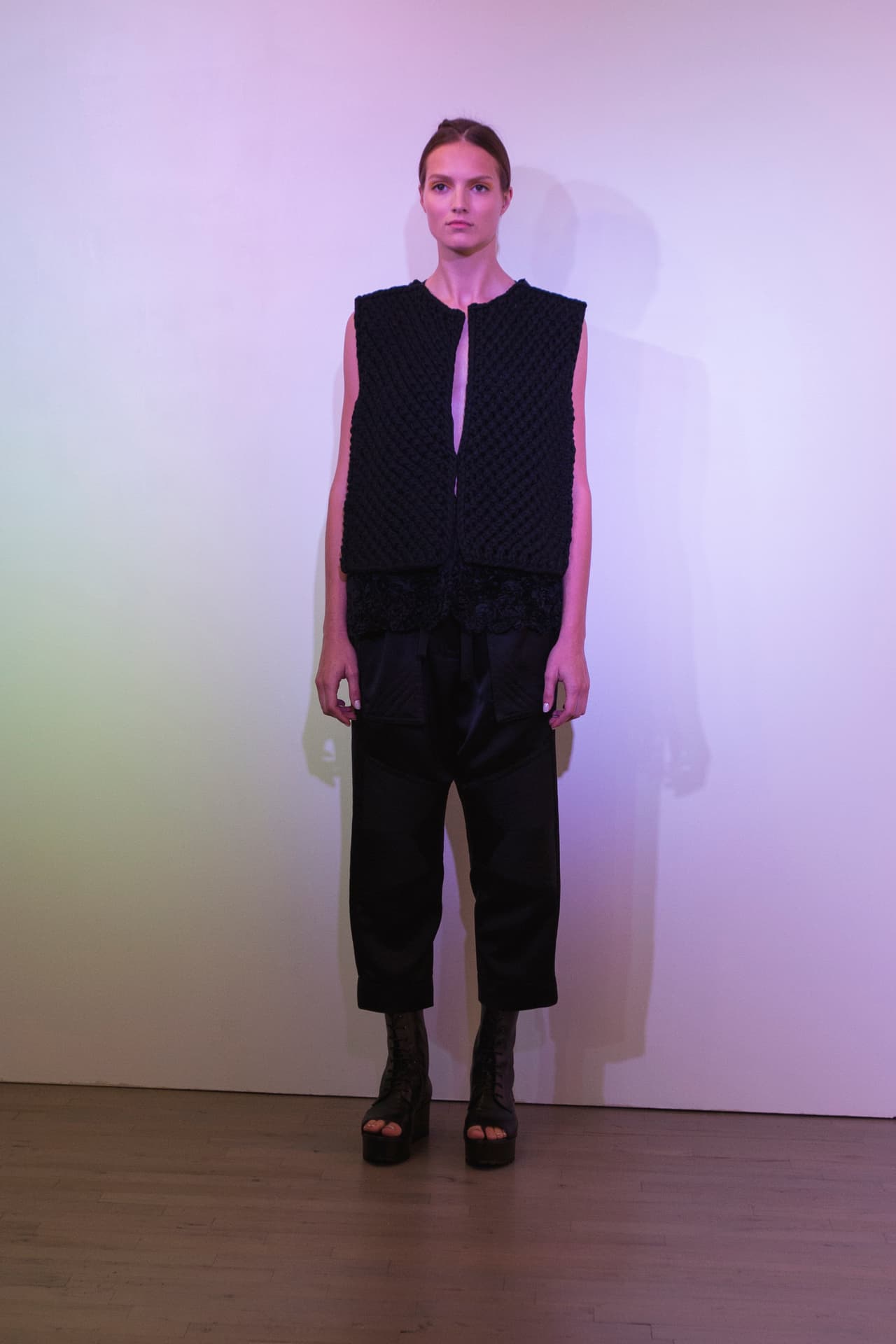 El estilo moderno siempre ha sido el que maneja Alfaro. Diseñador Víctor Alfaro. NYFW, Spring/Summer 2016 - 09/09/2015