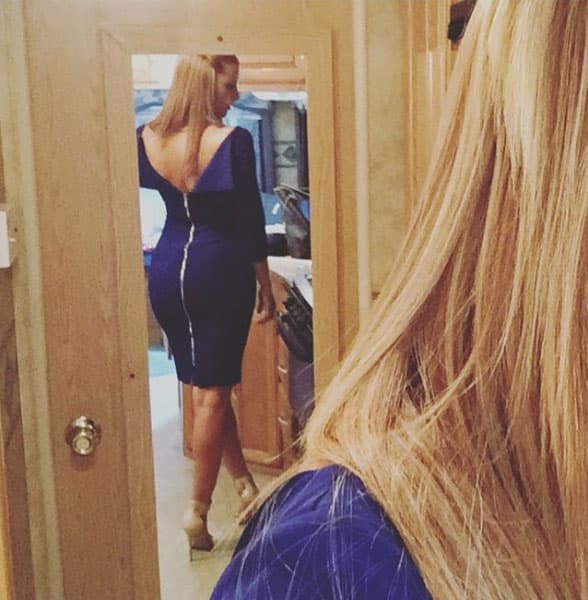 También toma té verde para eliminar la celulitis, ¡se ve que lo ha logrado muy bien!