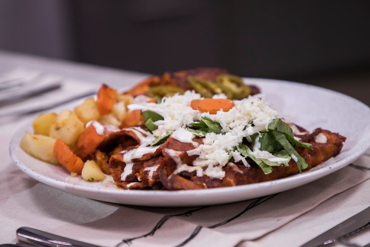 El siguiente fueron enchiladas michoacanas.