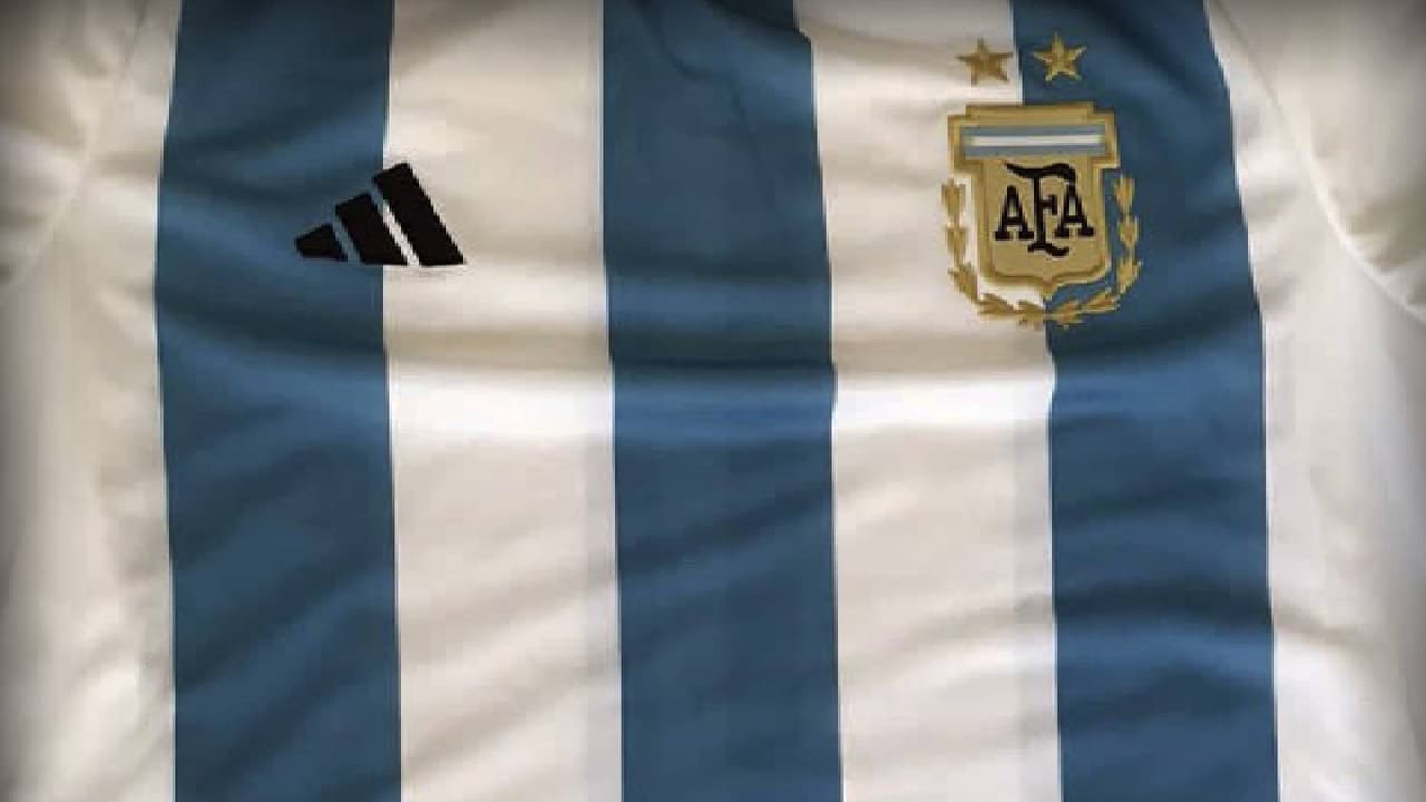 Messi y Argentina enfrentarán a México en Qatar 2022 con este jersey