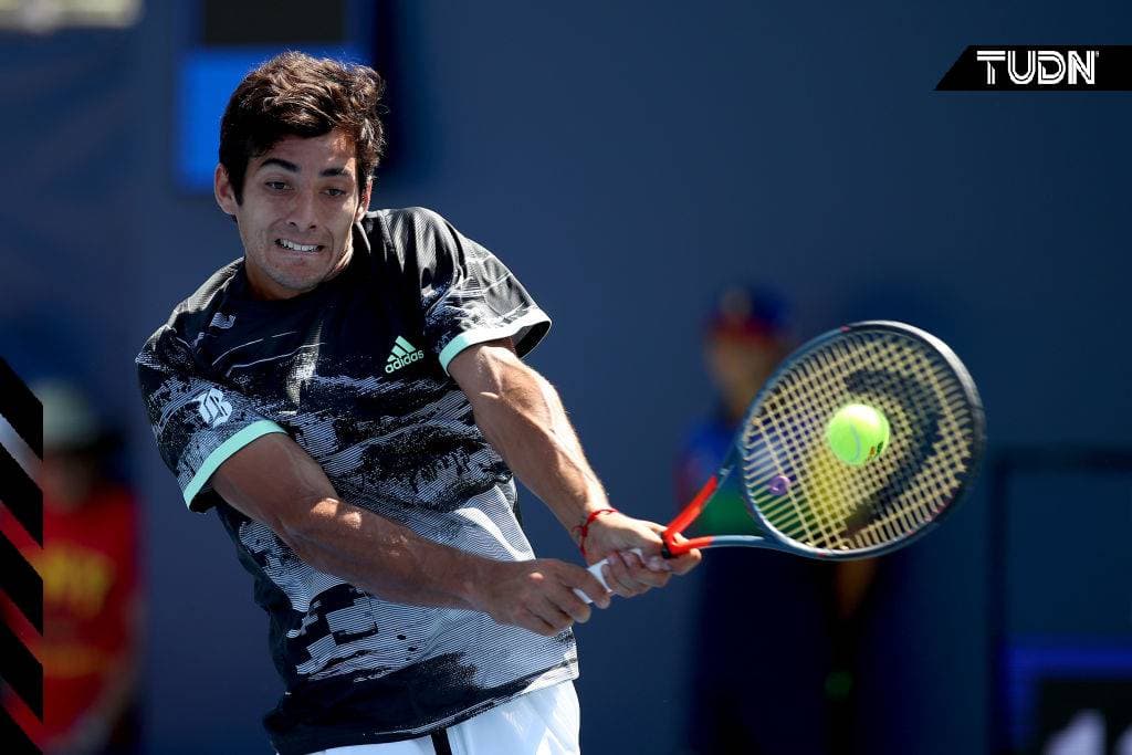 Garín sorprendió y avanzó a cuartos del Masters de París

