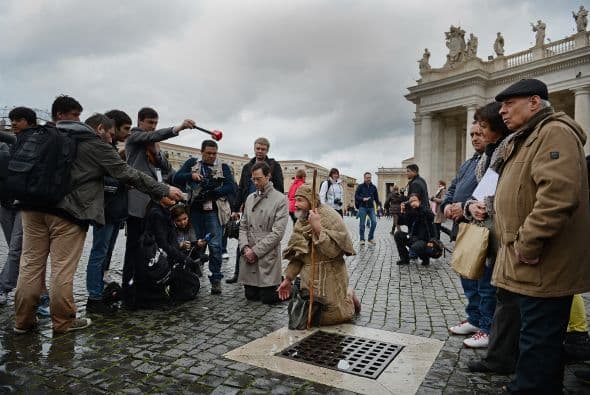 Sodano se refirió también a la importancia de la evangelización, a la que llamó "la más alta e integral promoción del ser humano".