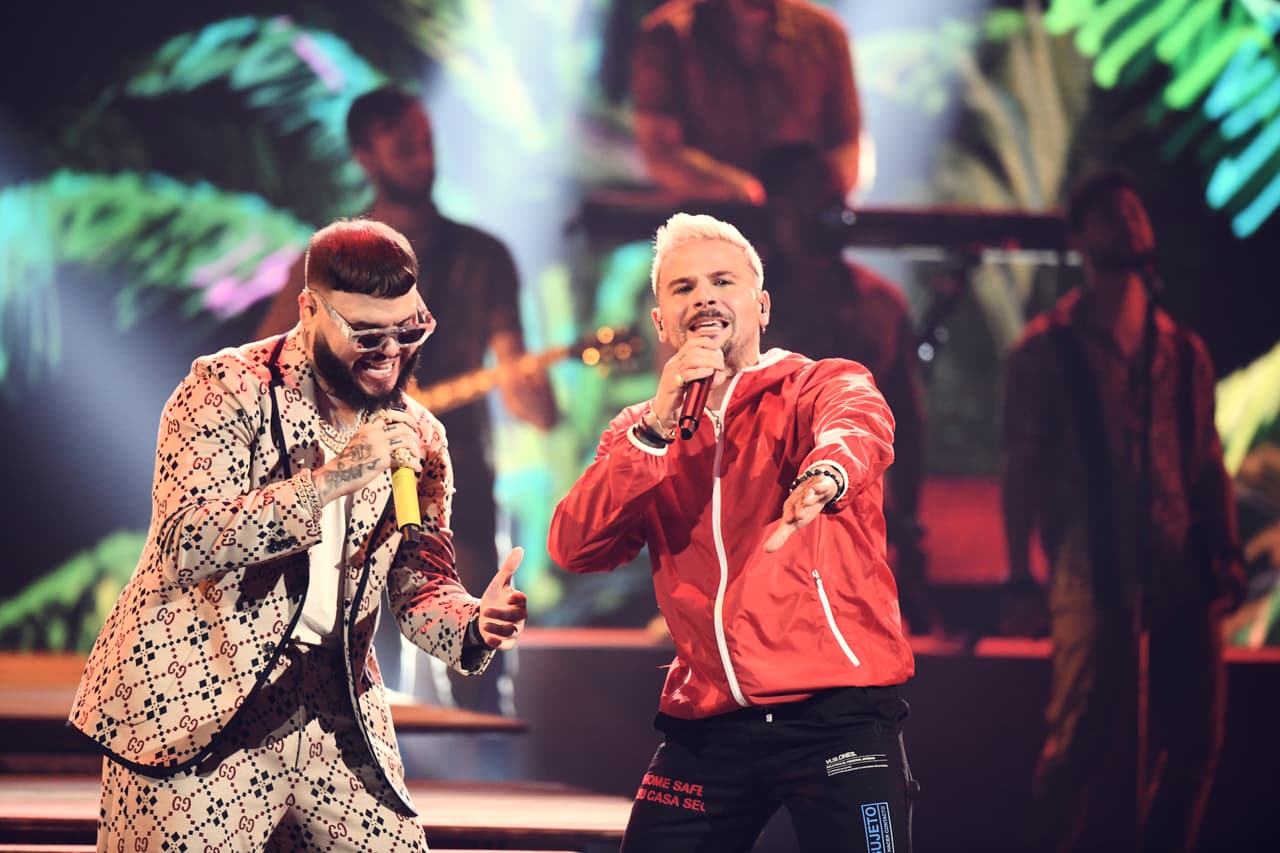 <b>La Más Pegajosa / Can't Get Enough Of This Song:</b> Pedro Capó & Farruko: 'Calma (Remix)'.