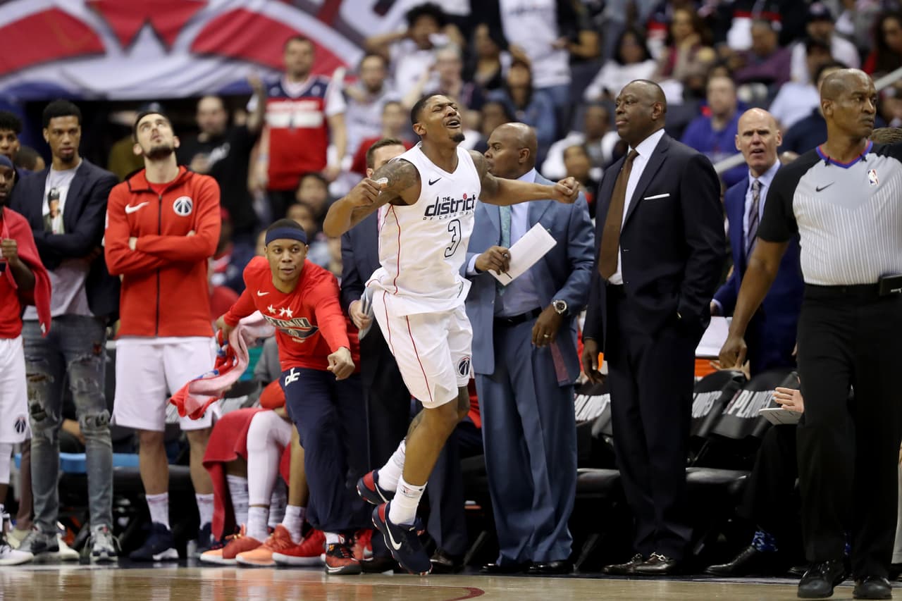Beal y Wall decisivos en el triunfo de Wizards para empatar la serie ante Toronto