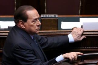 El exprimer ministro italiano pagará su pena carcelaria ayudando a personas con Alzheimer en un asilo.