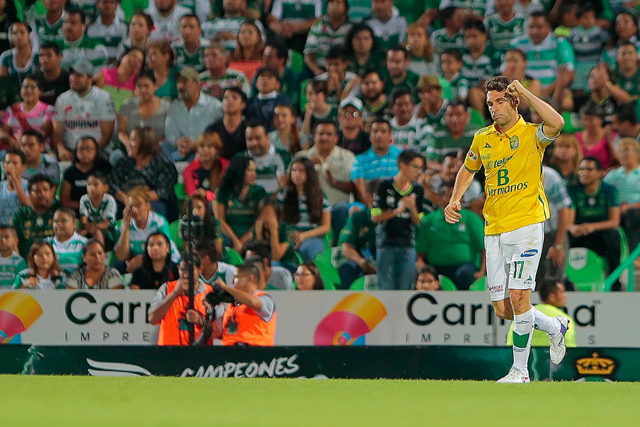 Santos 1-3 León: La fiera le muerde la corona al campeón