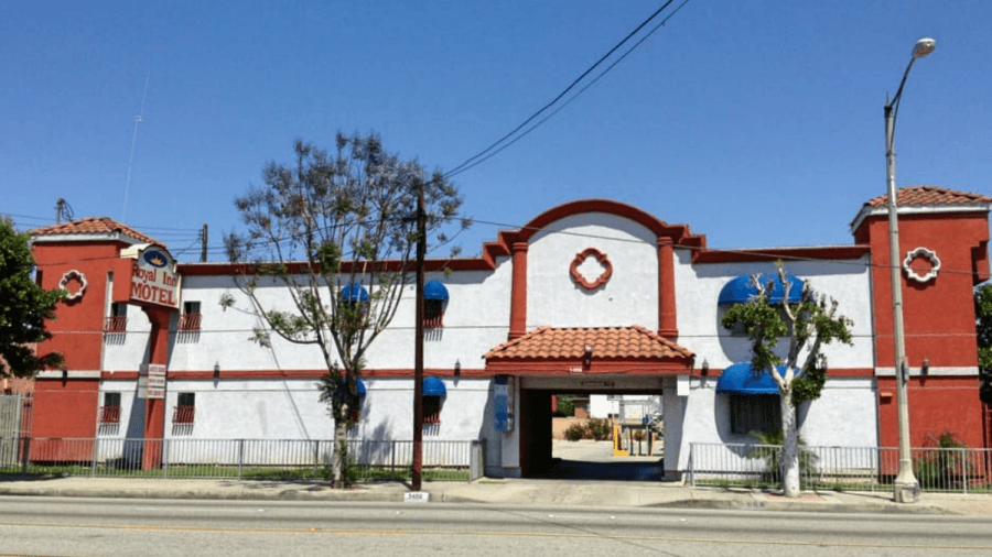 Hallan el cadáver de un bebé abandonado en una habitación de motel