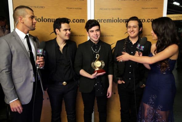 Te llevamos detrás de cámaras en Premio Lo Nuestro 2014. Esto fue lo que no viste de esta espectacular entrega.