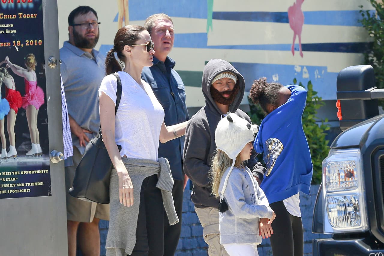 No obstante, hace unos días eran puras sonrisas en otra salida familiar.