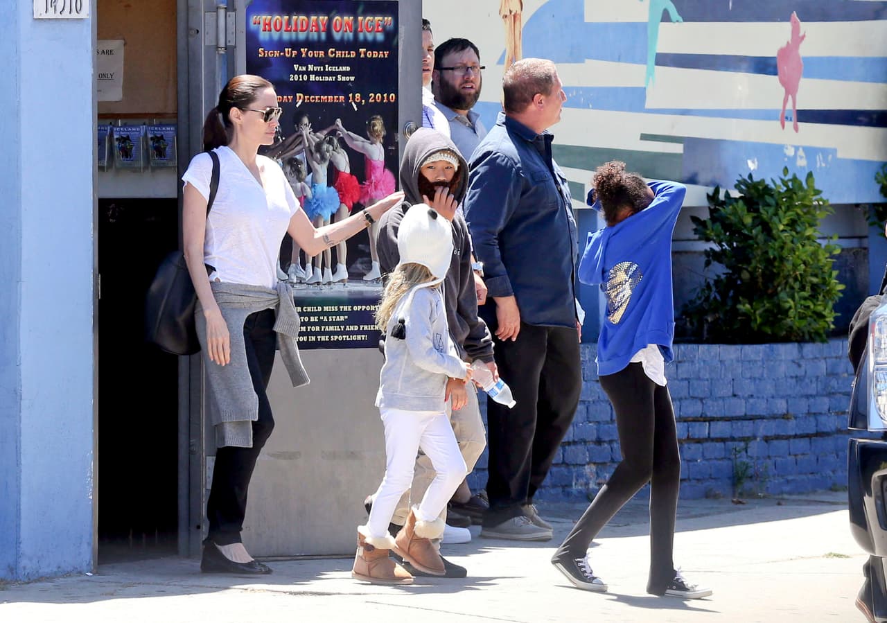 Ahora celebraron los cumpleaños de sus gemelitos, Knox y Vivienne.