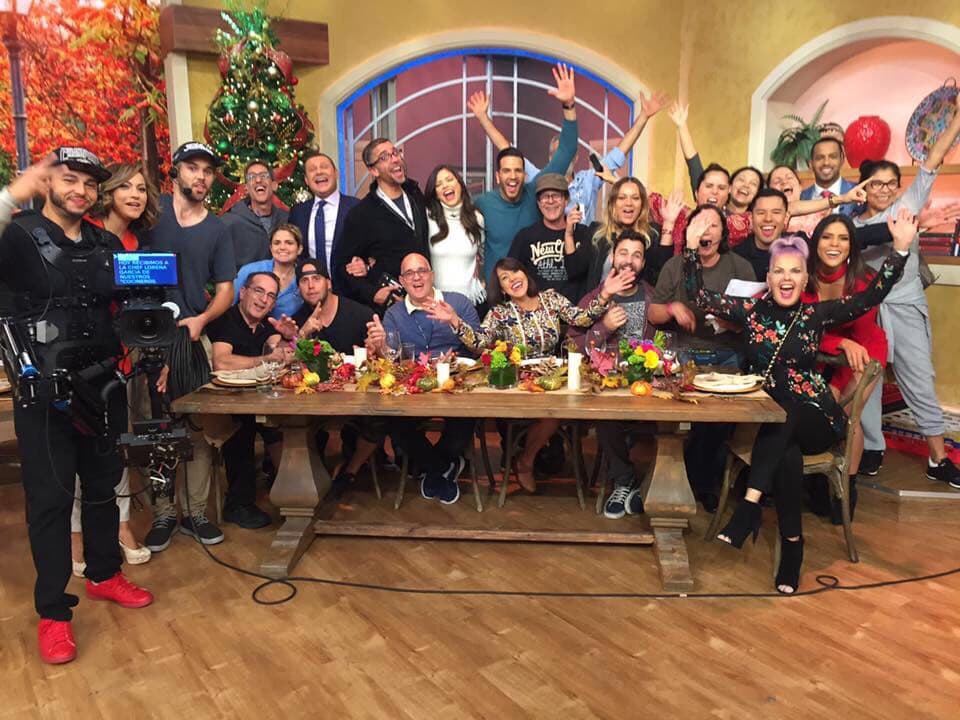 Toda la familia de Despierta América feliz y unida para el festejo.