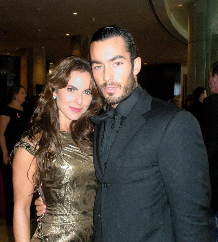 En marzo de 2017, la protagonista de 'Muchachitas confesó que en realidad ella no se quería casar: "La verdad, la verdad… Espero no ofender para nada a Aarón, pero yo nunca me quise casar, yo siempre dije que no quería casarme otra vez”, dijo para el programa 'Historias engarzadas'.