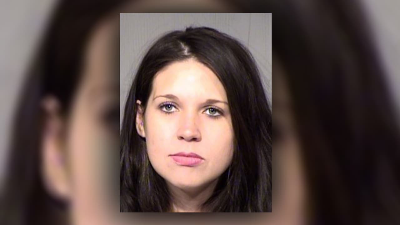 Una madre es arrestada en Arizona por darle macarrones con queso y cannabis a su hija de 1 año