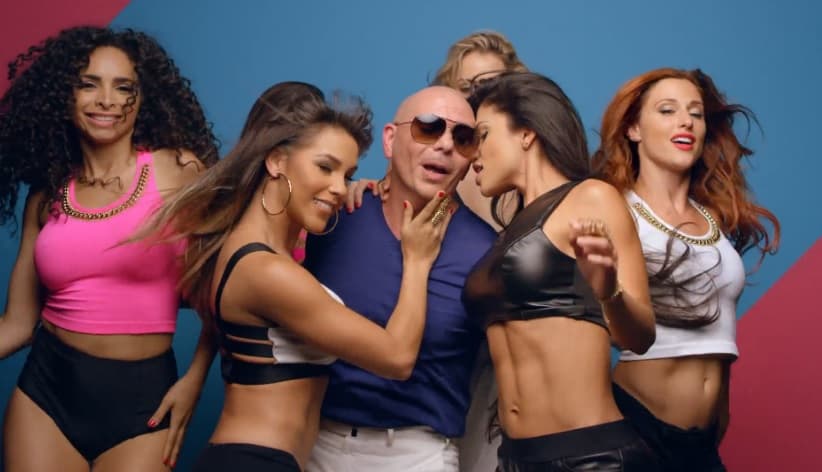 Prince Royce, JLo y Pitbull estrenaron su nuevo video musical.