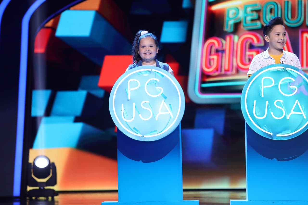 Los participantes se enfrentaron en una ronda de preguntas sobre la década de los 90.