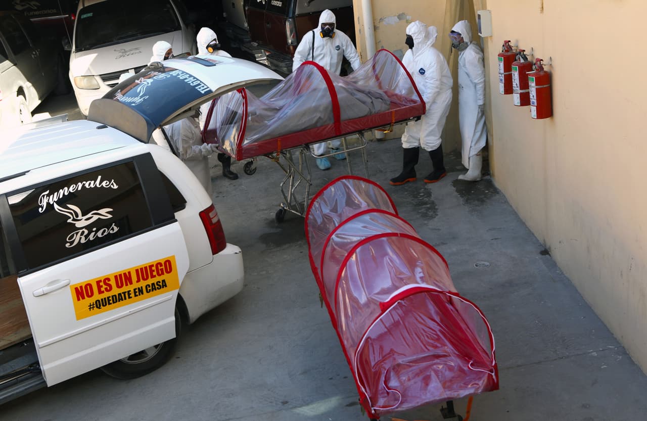 Coyotes funerarios en tiempos de coronavirus: lo que debe saber del nuevo fraude en México