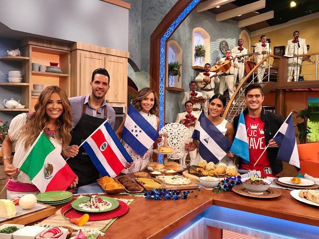 Este viernes despertamos muy patrióticos, celebrando la Independencia de México y Centroamérica.