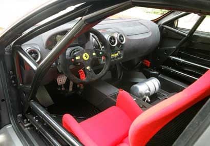 Los interiores son completamente de competencia.