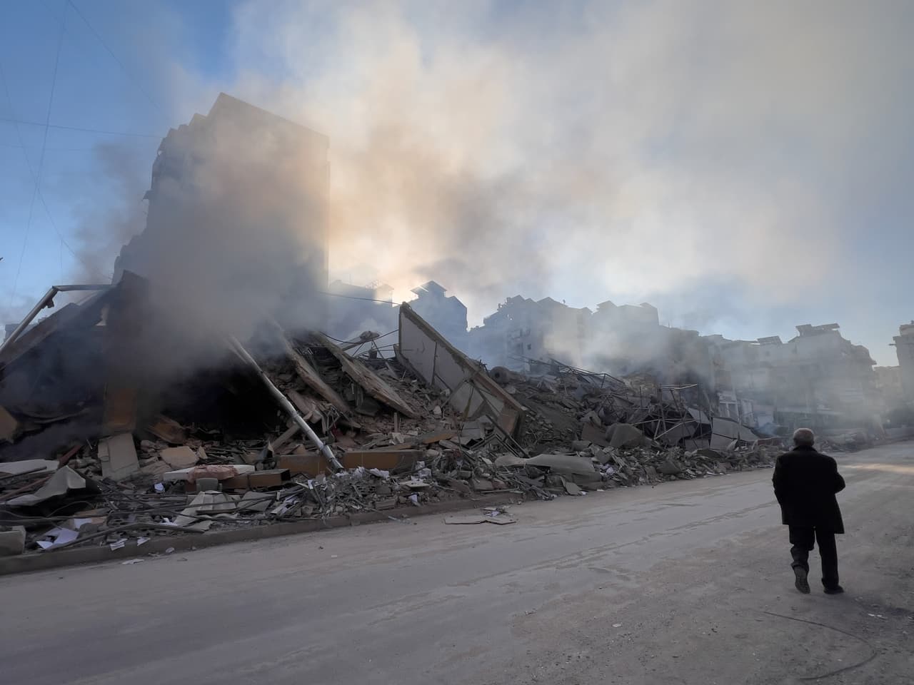 Israel y Hezbolá acuerdan un alto el fuego a partir del viernes, según reportes de EEUU
