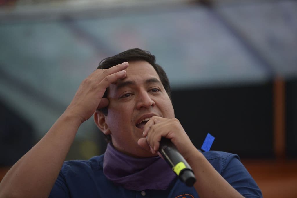 Arauz fue ministro de Conocimiento y Talento Humano del gobierno de Correa. De ganar, se convertiría en el presidente más joven que ha tenido el país y en uno de los más jóvenes del mundo.