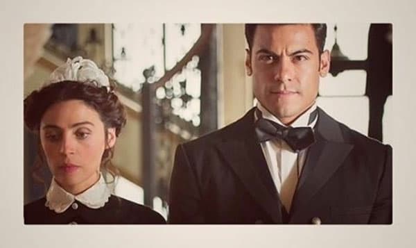 @ilse_salsas: "Así empezamos... Ya sabrán como acabó. #elhoteldelossecretos, mi amado Andrés... Nos vemos en la ficción @_carlosrivera ... COOOORTE! #FIN".
