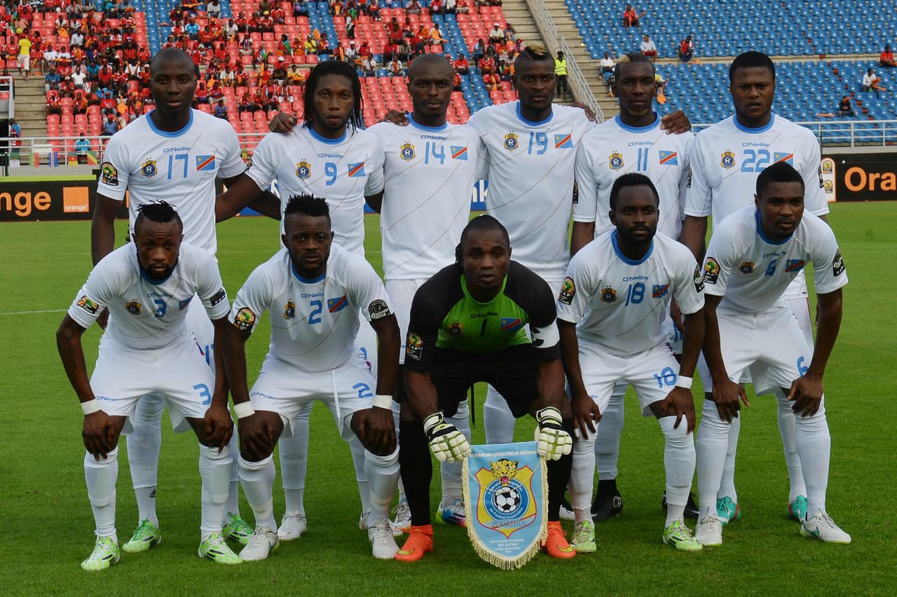 CAF - R.D. Congo: son los líderes del grupo A en la tercera fase de las eliminatorias africanas con 6 puntos, los mismos de Túnez pero con mejor diferencia de gol. En la zona también están Guinea y Libia.