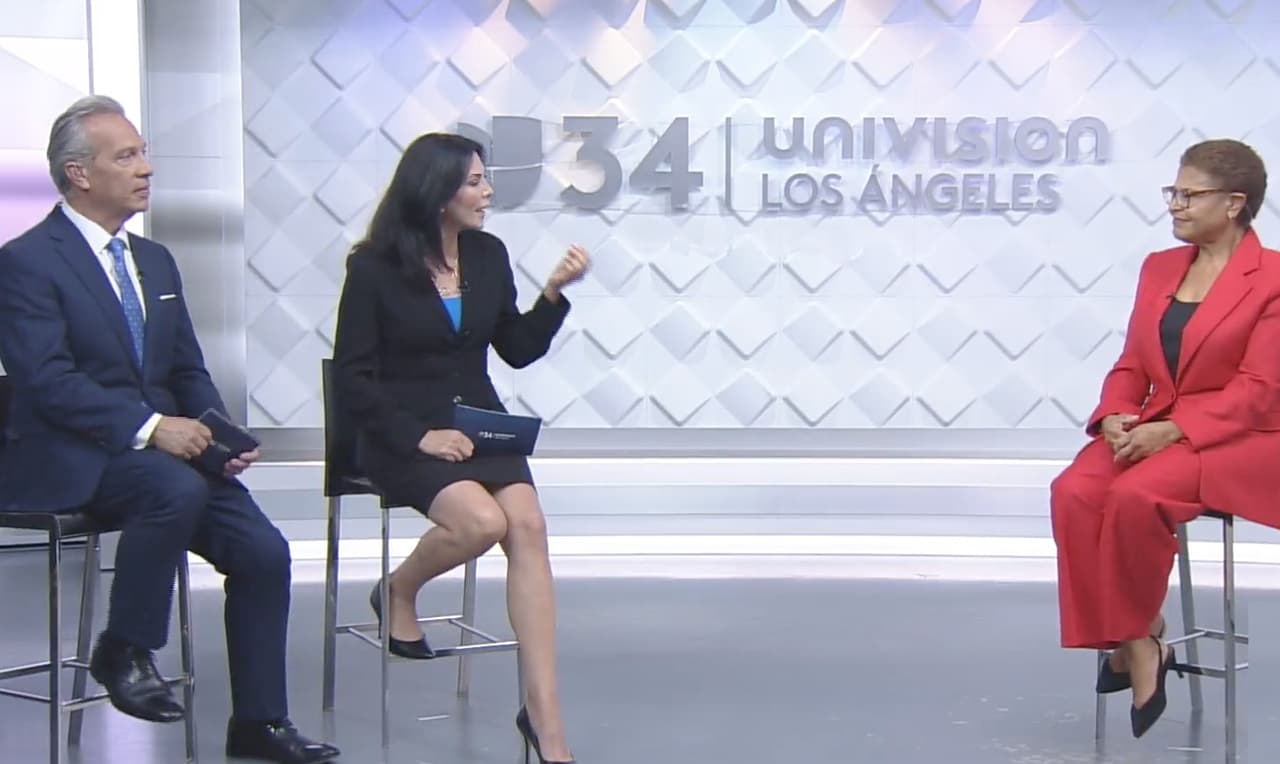 Karen Bass habla sobre su plan como candidata a la alcaldía de Los Ángeles