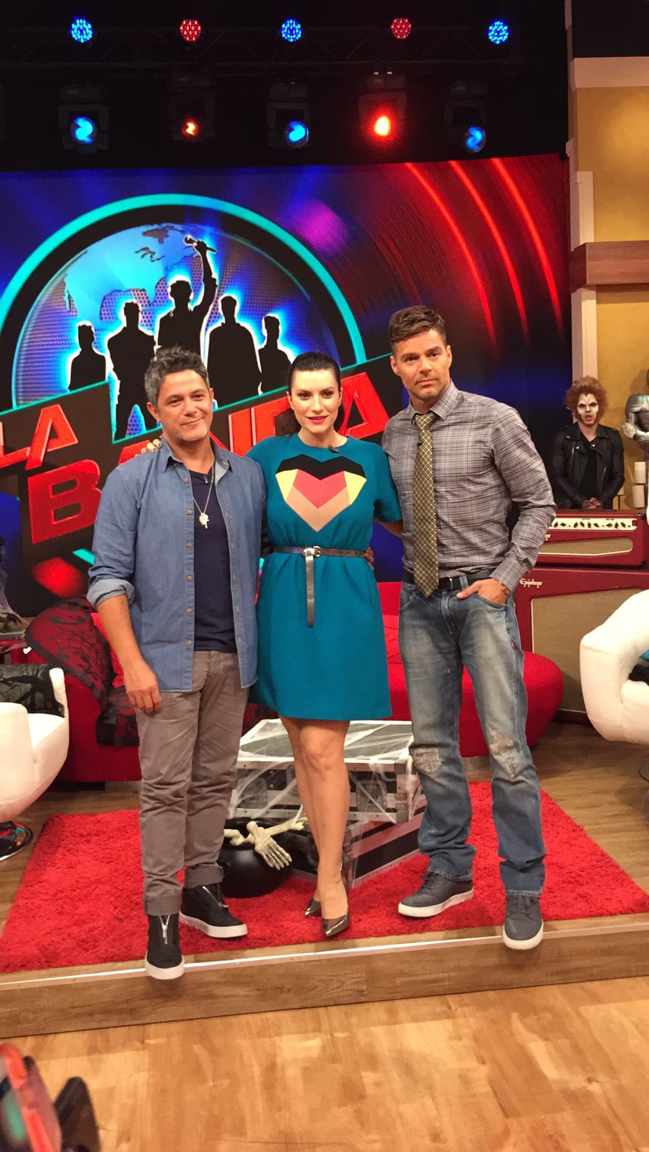 Los jueces ya están listos para los en vivo de La Banda. La competencia entra en su etapa más crucial y los chicos van con todo.