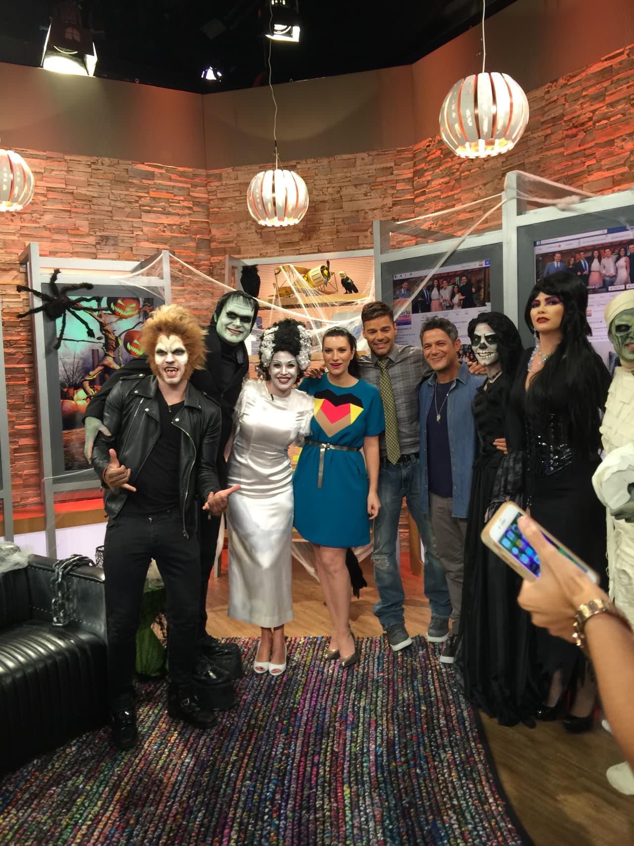 Los jueces ya están listos para los en vivo de La Banda. La competencia entra en su etapa más crucial y los chicos van con todo.