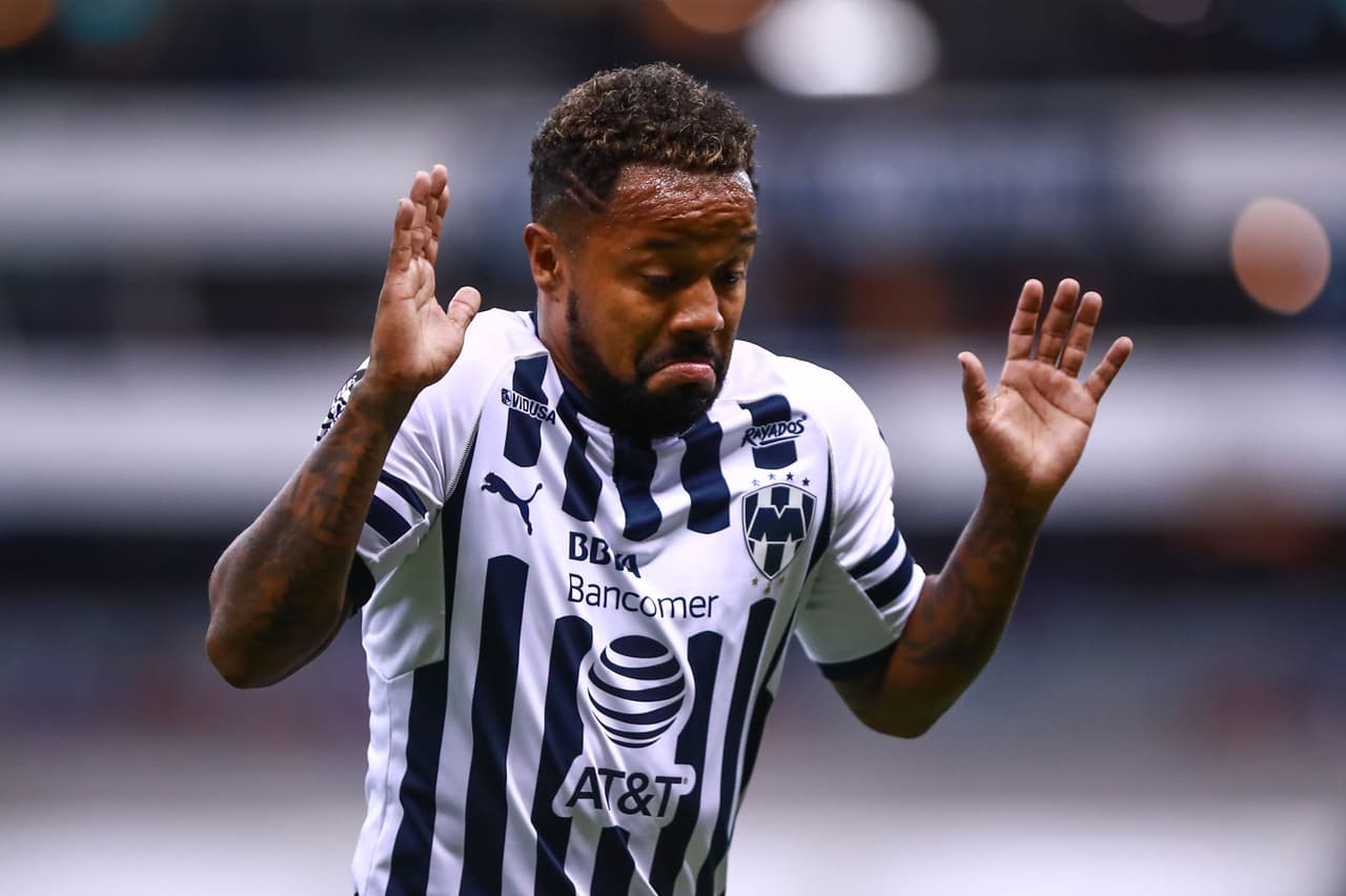 Dorlan Pabón finaliza su vínculo con el Monterrey el próximo mes de junio. Se habla de una renovación, pero aún no se concreta.