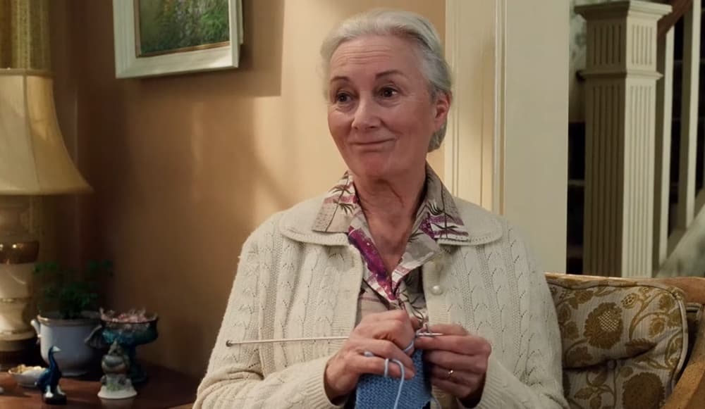 <b>Rosemary Harris</b>
<br>La tía May fue la única familia que le quedó a Peter después de la muerte de su tío Ben, por lo que es la persona más valiosa en su vida.
<br>