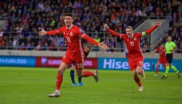 Gales 1-1 Eslovaquia.